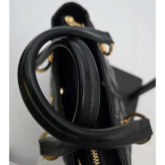 Metrocity Black Quilted Leather Satchel Made In Italy With Gold Hardware #0349 - Picture 7 of 16